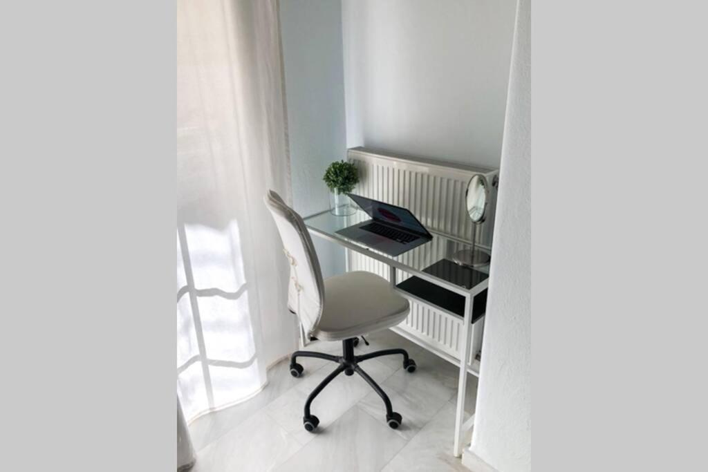 Your Cozy Downtown Home - Apartment ลาริซา ภายนอก รูปภาพ