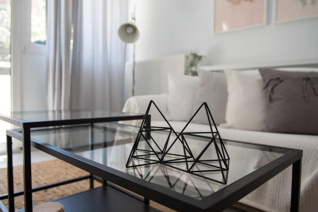 Your Cozy Downtown Home - Apartment ลาริซา ภายนอก รูปภาพ
